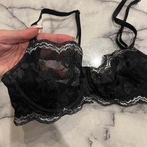Black lace bra